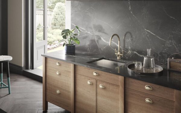 P & R 1480 Langbourn Sink Mixer with Filtration - Image 9