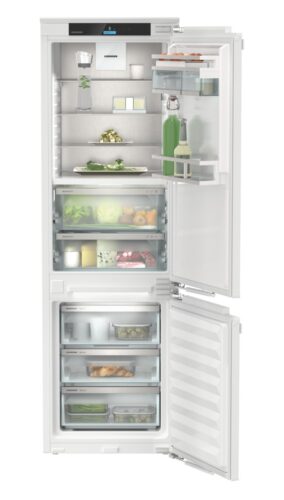 LIEBHERR INTEGRATED FRIDGE FREEZER WITH BIOFRESH & NO FROST