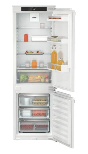 LIEBHERR INTEGRATED FRIDGE FREEZER WITH EASYFRESH & SMARTFROST