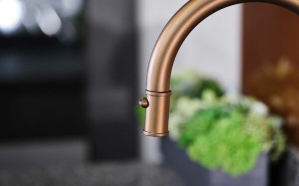 P & R 4944 Southbank Monobloc Sink Mixer with Pull-Down Rinse - Image 11