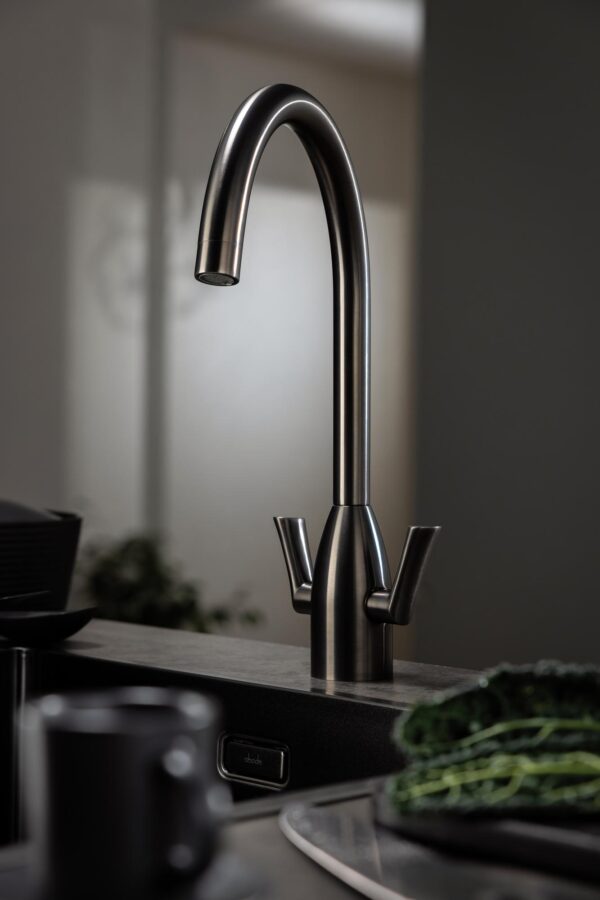 ABODE Airo Monobloc Dual Lever Tap - Image 3