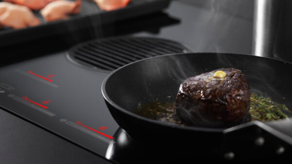 F&P 83cm INDUCTION HOB WITH INTEGRATED VENTILATION - Image 5