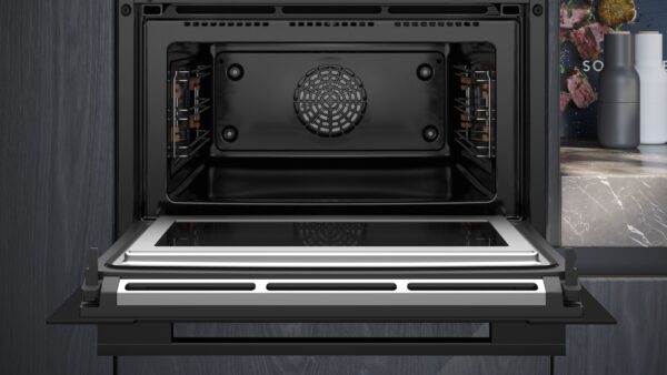 SIEMENS iQ700 BUILT-IN 45cm COMPACT OVEN WITH MW - Black - Image 2