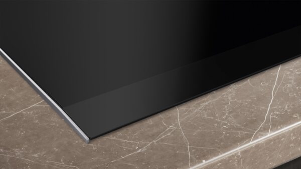 SIEMENS iQ700 30cm FLEX INDUCTION HOB - Black - Image 2
