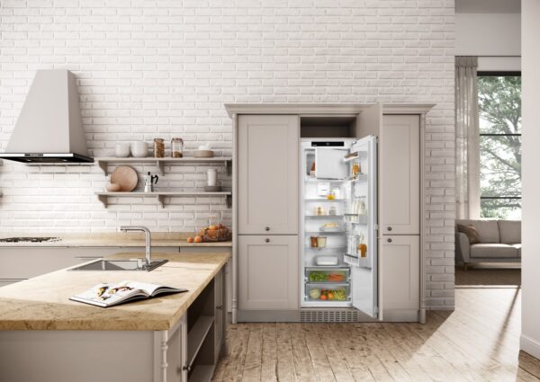 LIEBHERR BUILT-IN FRIDGE WITH EASYFRESH & ICEBOX - Image 4
