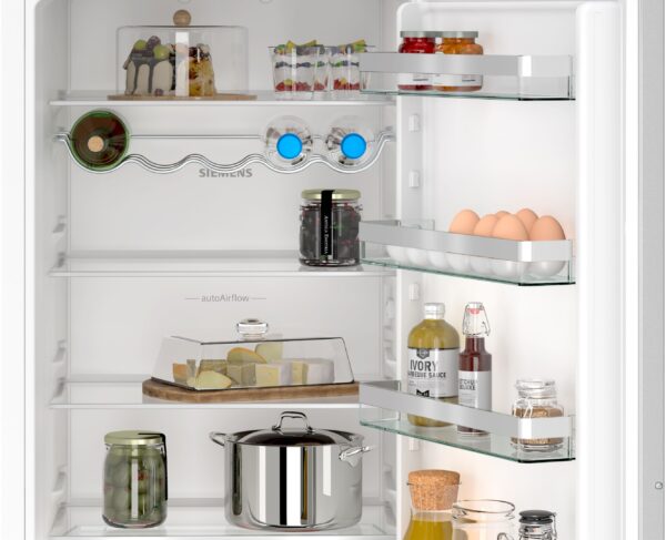 SIEMENS iQ300 BUILT-IN FRIDGE-FREEZER - Image 3
