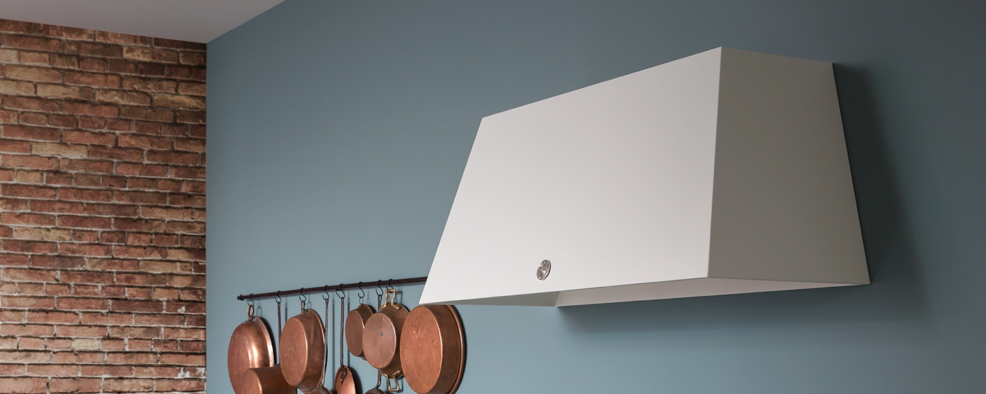 BERTAZZONI - Heritage Series - 110cm Rustica Wallmount Hood - Avorio - Image 2