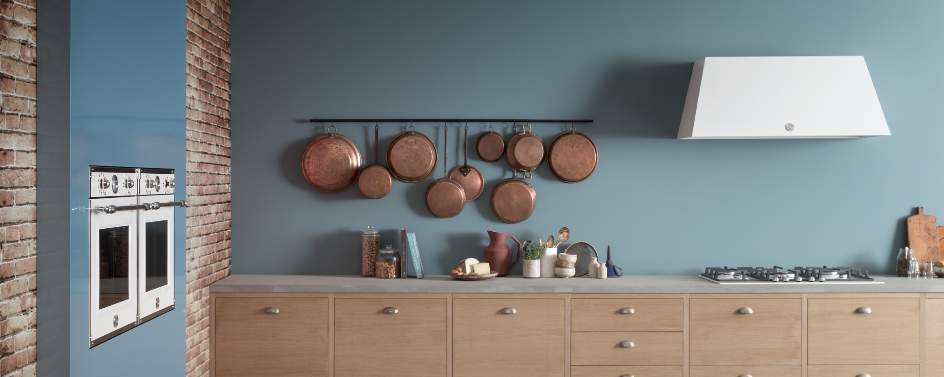 BERTAZZONI - Heritage Series - 110cm Rustica Wallmount Hood - Avorio - Image 3